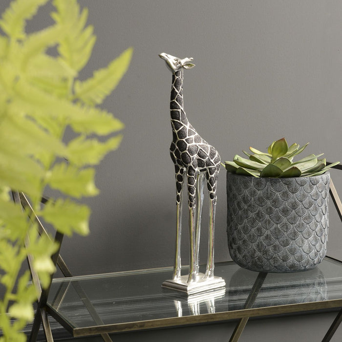 Giraffe Sculpture, Black Silver
