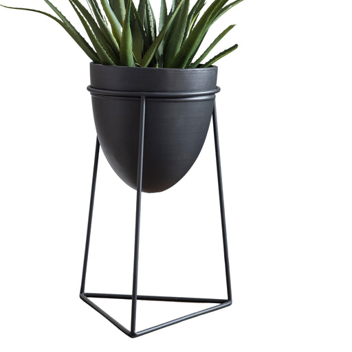 Sophie Decorative Metal Plant Pot In Black (Large)