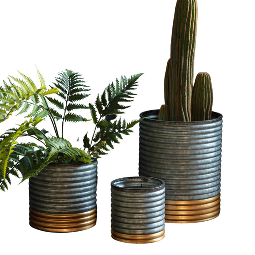 Lily Decorative Ceramic Plant Pot In Grey/Gold
