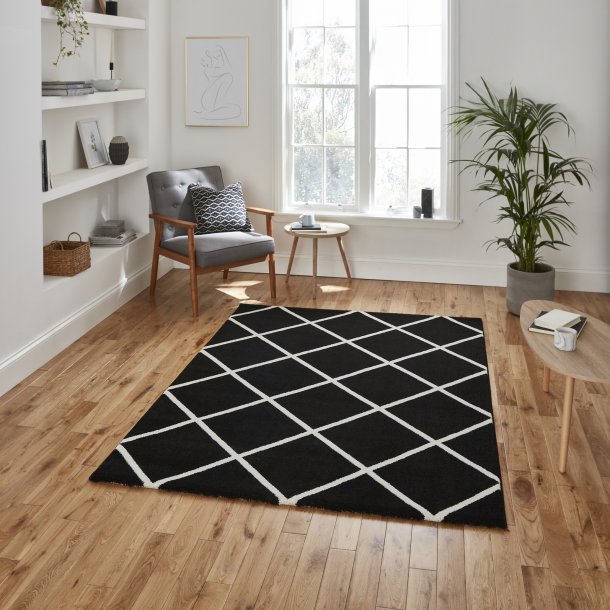 Jersey Black & White Geometric Living Room Rug
