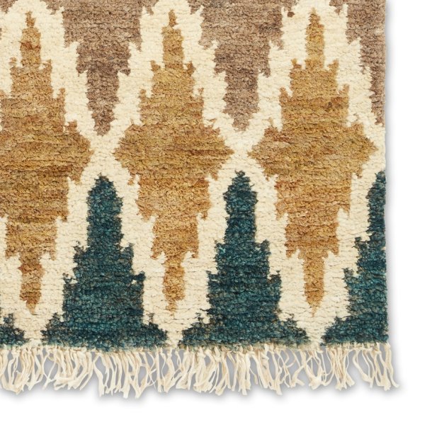 Multicolored Living Room Rug With Diamond Design