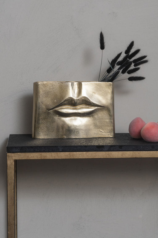 Maximalist Lip Vase, Aluminium, Gold 