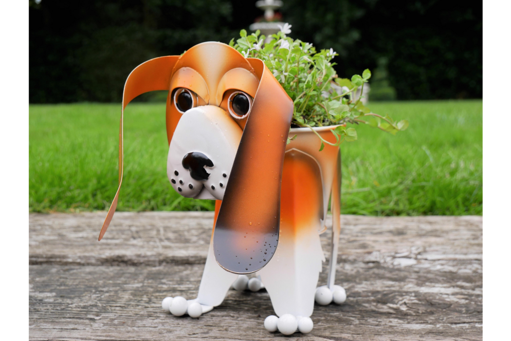 Beagle Metal Garden Planter