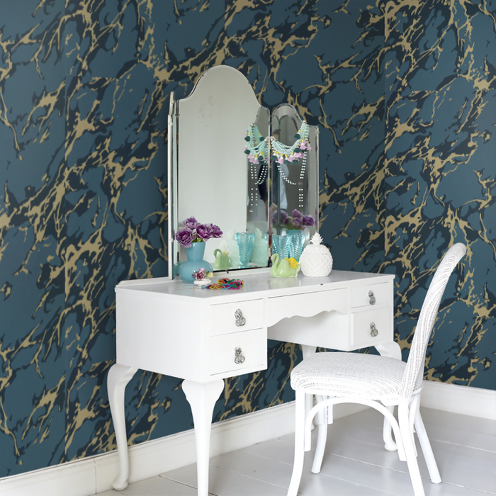Zoffany Wallpaper - Cotswold Manor - French Marble - Reign Blue