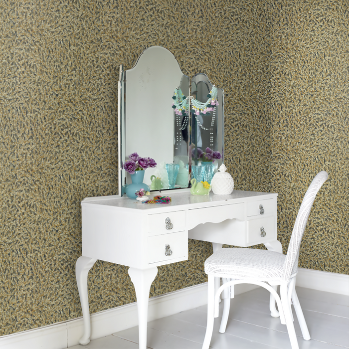Zoffany Wallpaper - Cotswold Manor - Nootka - Antique Gold