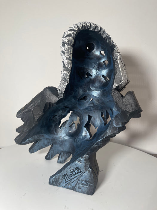 Handcrafted Bald Eagle Bust Sculpture - Detailed Wildlife Art Piece Sculpture