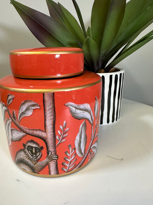Decorative Coral Jar, Ceramic, Jungle Design