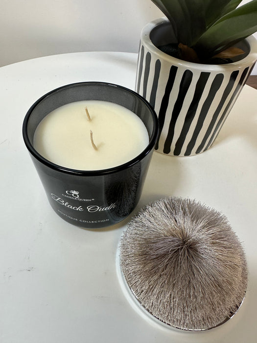 Scented Candle, Black Oudh Pom Pom Candle - Small