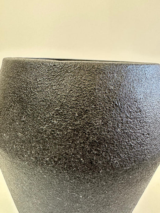 Granito Black Cement Plant Pot - 18cm