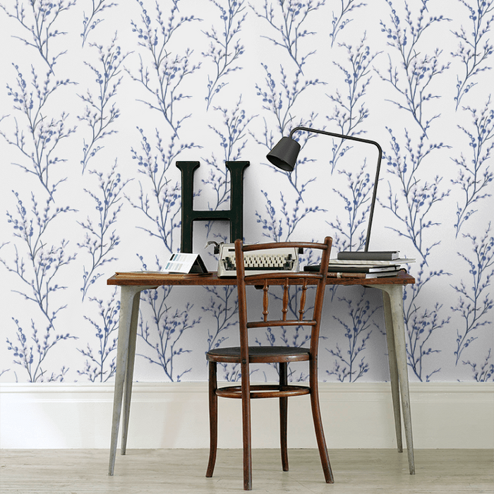 Laura Ashley Pussy Willow Wallpaper - Off White/Midnight